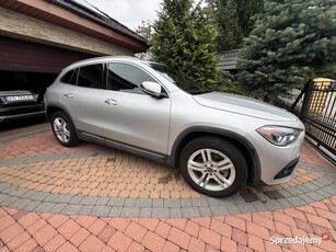 Mercedes GLA 250 2021 stan bardzo dobry