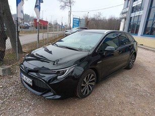 Toyota Corolla 2021 1.8 Hybrid 124451km Kombi