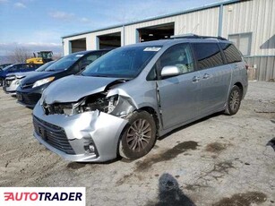 Toyota Sienna 3.0 benzyna 2019r. (CHAMBERSBURG)