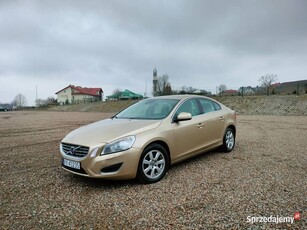 Volvo s60 2.4 d5 215km momentum