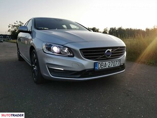 Volvo V60 2.0 diesel 150 KM 2017r.