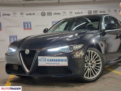 Alfa Romeo Giulia 2.0 benzyna 200 KM 2016r. (Warszawa)