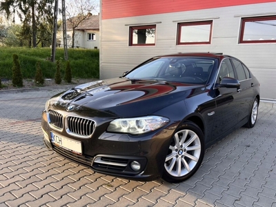 BMW Seria 5 F10-F11 Limuzyna Facelifting 520d 190KM 2015