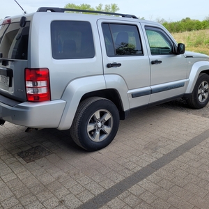 Jeep Cherokee IV 2.8 CRD 200KM 2008