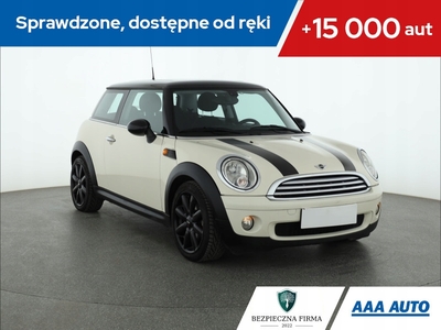 Mini Mini R56 Hatchback Facelifting 1.6 122KM 2010