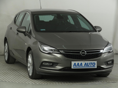 Opel Astra 2018 1.4 T 81030km Hatchback