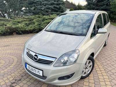 Opel Zafira B 1.8 ECOTEC 140KM 2009