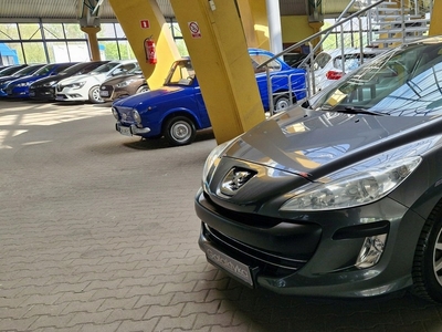 Peugeot 308 I Hatchback 5d 1.4 VTi 98KM 2011