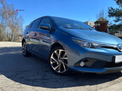 Toyota Auris II 2015