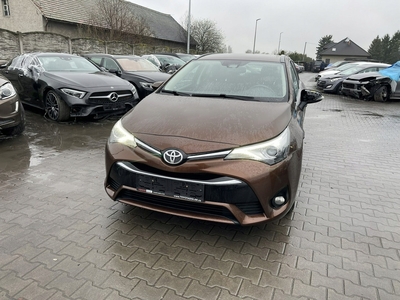 Toyota Avensis III Wagon Facelifting 2015 1.8 Valvematic 147KM 2016