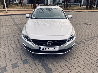 Volvo V60 I Ślicznie kombi 2015 r. 2,0 150 KM