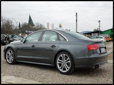 Audi S8