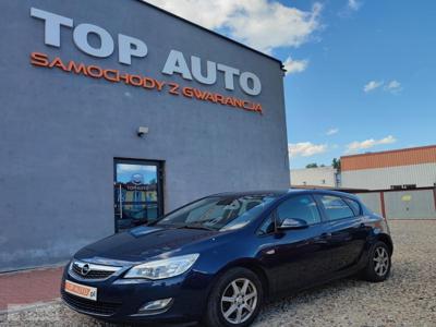 Opel Astra J