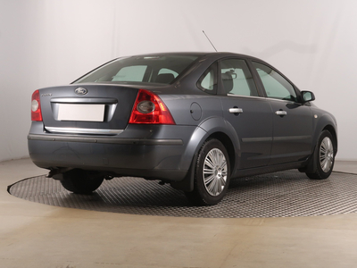 Ford Focus 2005 2.0 16V 260392km Sedan