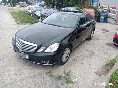 Mercedes E 250 automat sedan