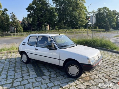 Peugeot 205 Look 1991