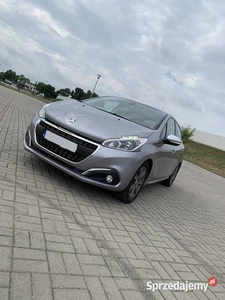 Peugeot 208 SIGNATURE 1.2 !! PRAKTYCZNY idealny do miasta !!