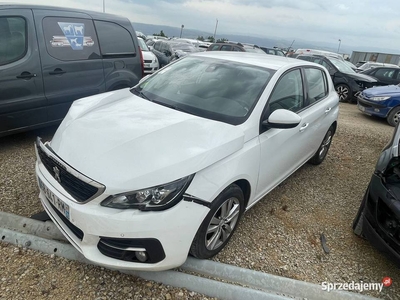 PEUGEOT 308 1.5 BlueHDi 130 GB641