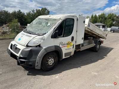 PEUGEOT BOXER 2,2 HDI EURO5 135.000km KIPPER WYWROTKA ORGINAŁ USZKODZONY