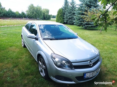 Sprzedam samochód Opel Astra H GTC