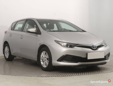 Toyota Auris Hybrid