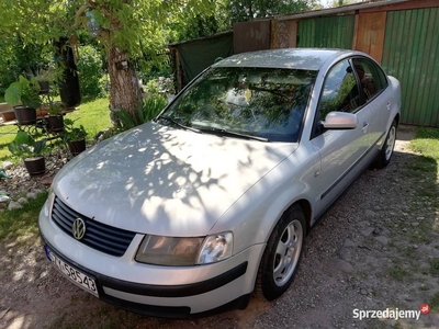 Volkswagen Passat B5/ Gaz / Długie Opłaty/ ZAMIANA