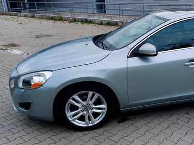 volvo S60 4X4 2,5 T5 BENZYNA 2013r zamiana