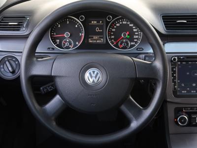 Volkswagen Passat 2010 2.0 TDI Kombi