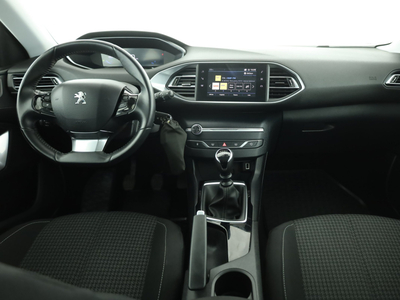 Peugeot 308 2020 1.2 PureTech 47777km Hatchback