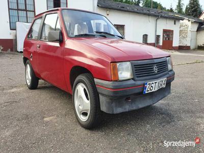 Opel Corsa 1985 rok