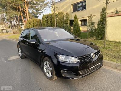 Volkswagen Golf VII