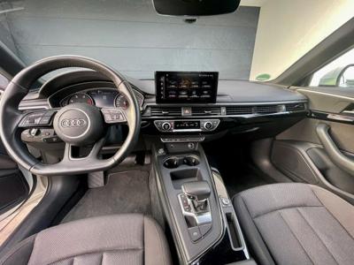 Audi A4 Audi A4 S-line B9 (2015-)