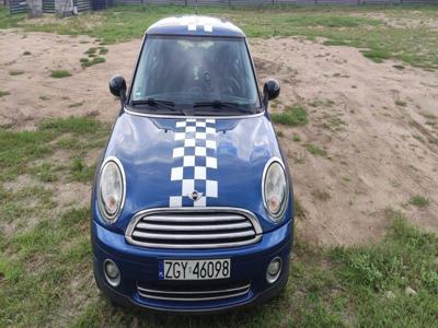 Mini Cooper rok 2008 , benzyna