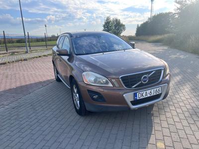 SUV Volvo XC60 T6 4x4 3.0 turbo benzyna