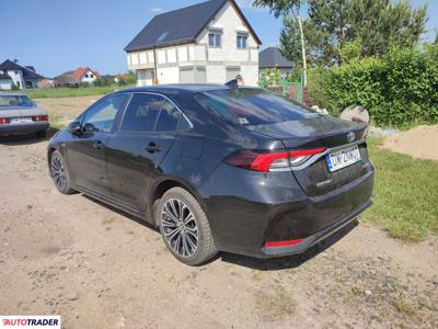 Toyota Corolla 1.8 hybrydowy 125 KM 2021r. (Jasło)