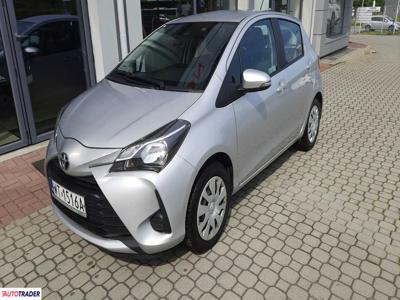 Toyota Yaris 1.0 benzyna 72 KM 2019r. (Kraków)