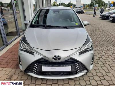 Toyota Yaris 1.5 benzyna + LPG 111 KM 2019r. (Kraków)