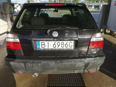 Volkswagen Golf 1.6 LPG oryginalny Pink Floyd, sprawna klima Tanie Auta SCS Białystok III (1991-1998)