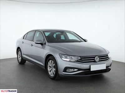 Volkswagen Passat 2.0 147 KM 2019r. (Piaseczno)