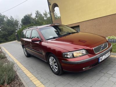 Volvo v70 2.4B niski przebieg 245tys