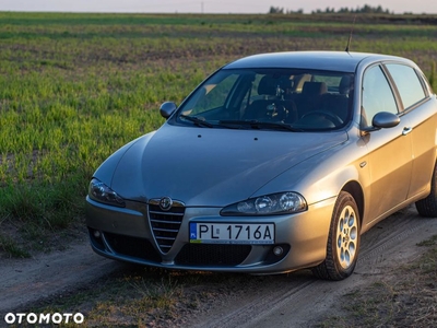 Alfa Romeo 147 1.9 JTD 16V M-Jet Distinctive