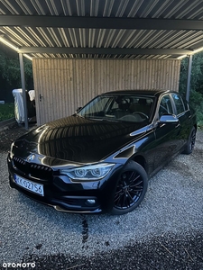 BMW Seria 3 318i