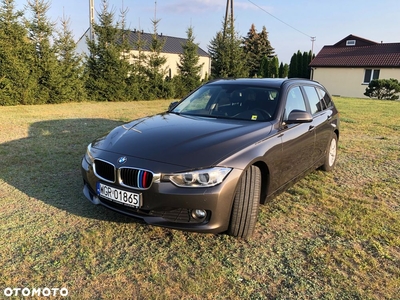 BMW Seria 3 320d DPF Touring Edition Fleet