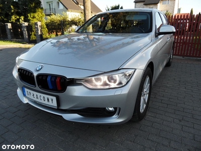 BMW Seria 3 320d Sport Line EU6