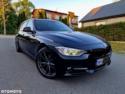 BMW Seria 3 320d Touring Sport Line