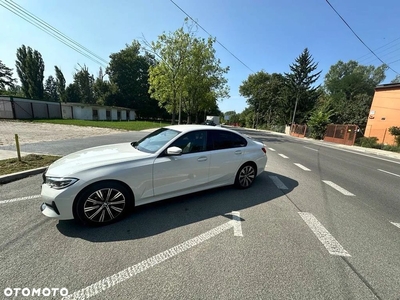 BMW Seria 3 320d xDrive Sport Line