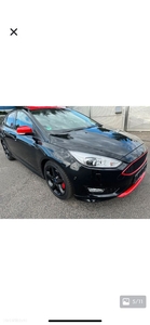 Ford Focus 1.5 EcoBoost ST-Line Red ASS