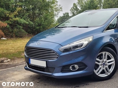 Ford S-Max 2.0 EcoBlue Twin-Turbo Titanium