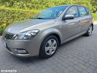 Kia Ceed Cee'd 1.4 Comfort +