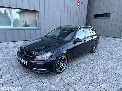 Mercedes-Benz Klasa C 200 CDI BlueEff Avantgarde